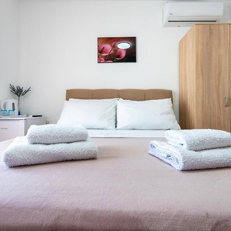 Apartments Glorija Neum Rom bilde